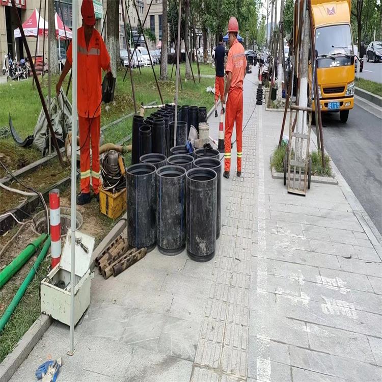 建华管道短管置换修复