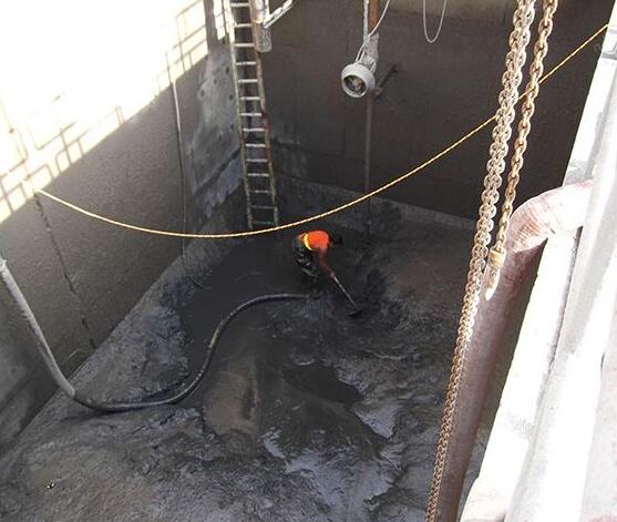 建华工厂污水池清理方法大全